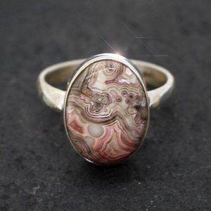 Crazy lace agate ring. Size 8.5